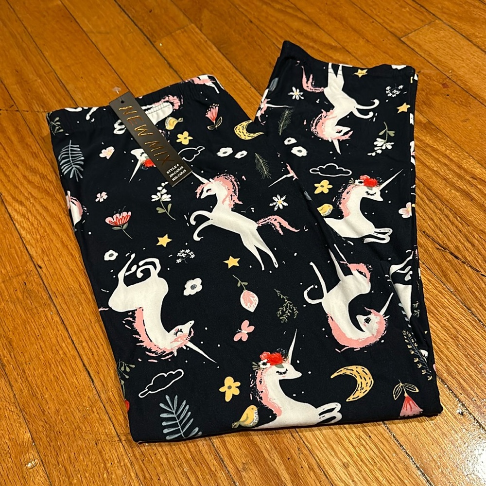 New Mix Unicorn Capri PlusLeggings